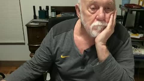 Snapshot of dack47 chatting on March 4, 5:32 am dack47 online show from March 4, 5:32 am