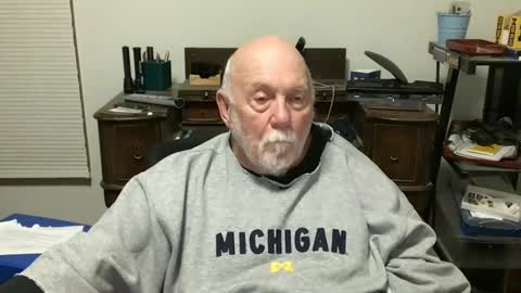 Snapshot of dack47 chatting on February 12, 6:29 am dack47 online show from February 12, 6:29 am