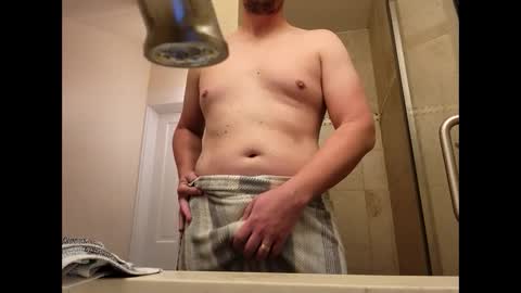 DadBod47 online show from December 5, 4:45 pm