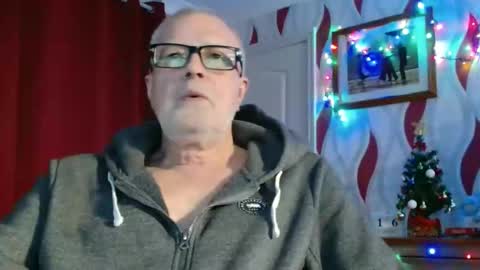 Brian ... online show from December 16, 9:11 pm