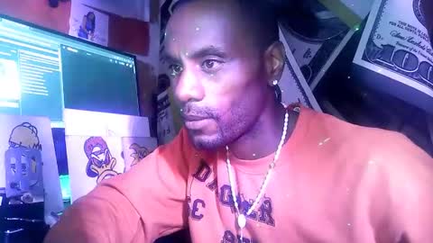 Snapshot of dagoer9eleven chatting on October 2, 10:30 am dagoer9eleven online show from October 2, 10:30 am