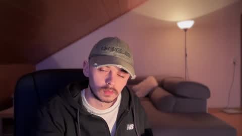 Daimon  online show from February 2, 11:53 pm