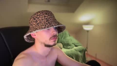 Daimon  online show from March 12, 12:42 am