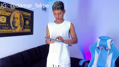 damar_felipe online show from January 12, 7:00 am