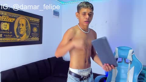 damar_felipe online show from December 31, 3:23 am