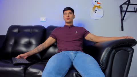 DAMIAN online show from December 14, 10:24 am