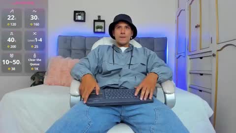 DAMIAN online show from March 4, 12:33 pm