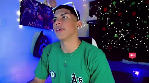 Damian online show from December 31, 2:40 am