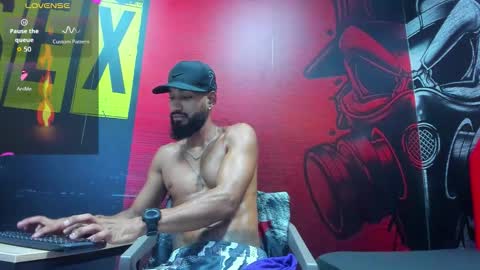 damian_shakur online show from September 24, 9:19 am