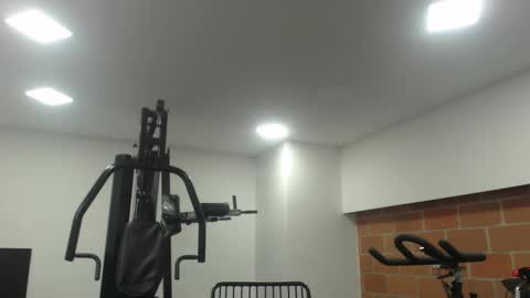 damian_shakur online show from December 18, 11:39 am