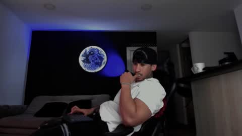 INSTAGRAM  DAMMIANMILLEROFICIAL online show from March 8, 5:50 pm