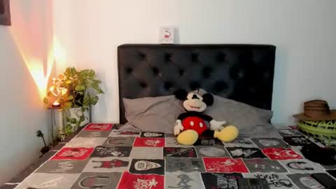 damon_devil18 online show from July 7, 7:23 am