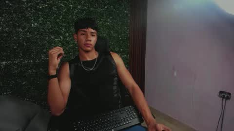 damon online show from November 24, 5:25 pm