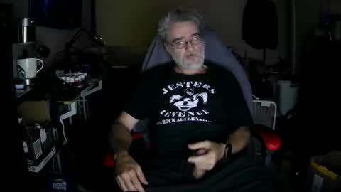 dan137111 online show from July 17, 10:44 am