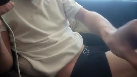 Snapshot of dan5666 chatting on October 19, 1:43 am dan5666 online show from October 19, 1:43 am