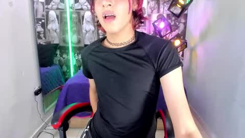 D A N online show from November 27, 1:20 am