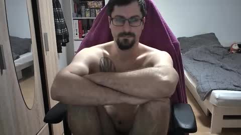 King Dan online show from December 21, 8:17 pm