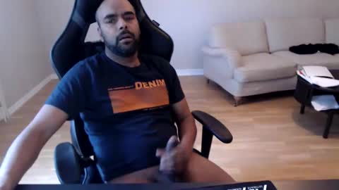 dan_the_man43 online show from March 28, 7:52 am