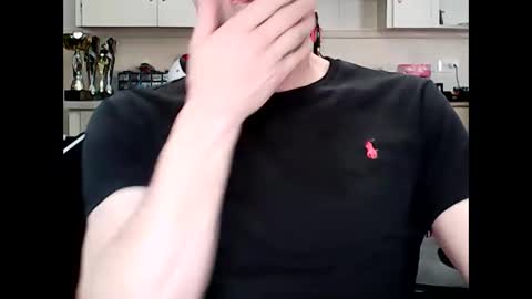 danibig94 online show from January 19, 2:52 pm