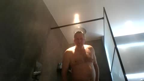 daniel0805 online show from January 10, 11:54 am