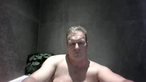 daniel0805 online show from January 16, 4:10 pm