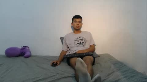 danielitopapii online show from February 20, 5:33 am