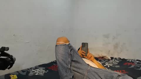 danielitopapii online show from December 17, 4:12 am