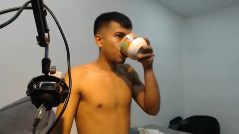 danielitopapii online show from March 7, 2:56 pm