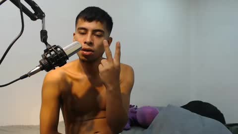 danielitopapii online show from March 8, 3:11 pm