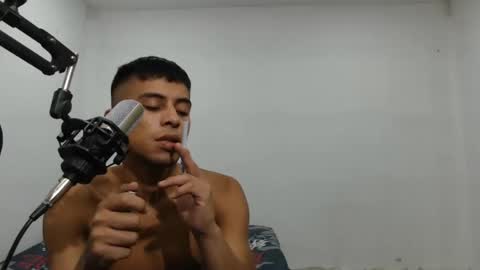 danielitopapii online show from January 30, 5:41 am