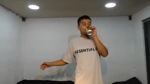 danielitopapii online show from December 31, 11:39 pm