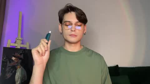 danieltuckerr online show from October 27, 4:20 pm