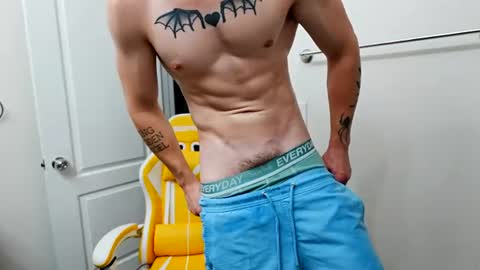 Dani Lorenzo online show from July 9, 7:50 pm