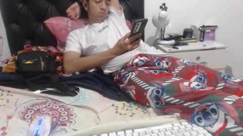 daniel segura online show from March 26, 2:04 am