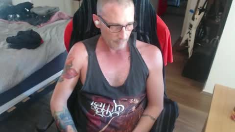 dannozdirekt online show from February 5, 5:36 am