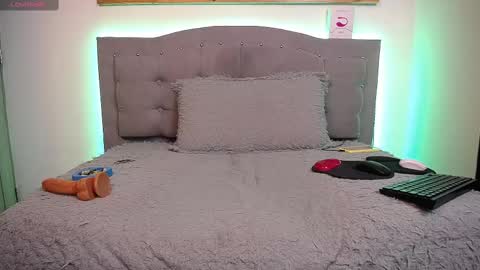 Danny and Alex online show from March 5, 4:57 am