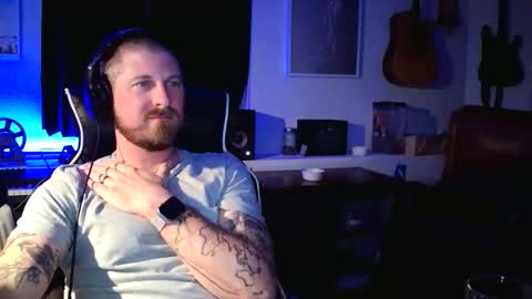 dante_cross_x89 online show from November 22, 5:18 am