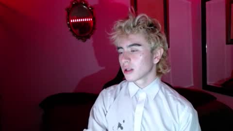 danteobscuro online show from November 14, 4:37 am