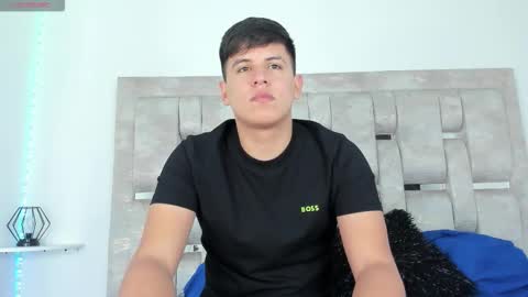 dantestone1 online show from November 9, 11:58 am