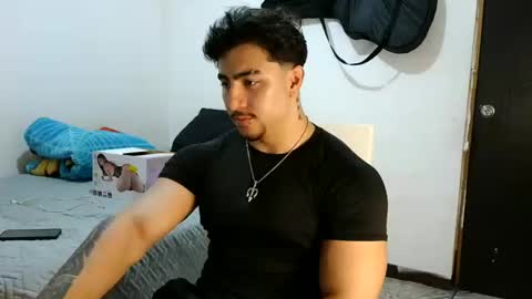 Dante Vicius online show from November 3, 12:37 am