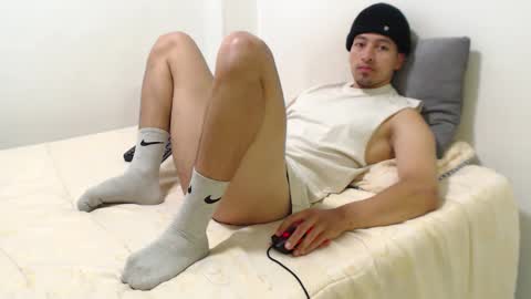 Darekgates online show from March 2, 7:08 pm