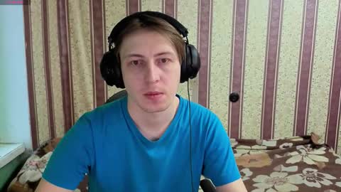 darienlarge online show from December 15, 8:11 am