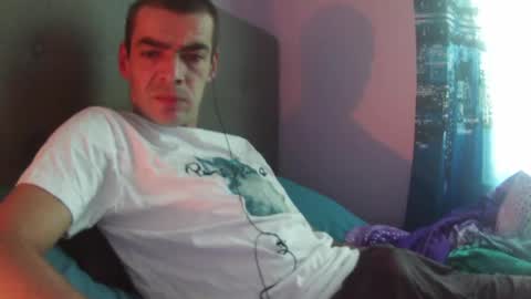 Snapshot of dark377 chatting on October 4, 2:33 pm dark377 online show from October 4, 2:33 pm