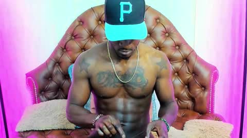 dark_king01 online show from February 5, 7:43 pm