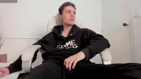 dark_sun333 online show from September 23, 12:10 am