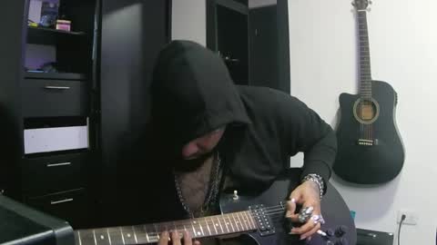 darkclothes online show from January 9, 6:57 pm