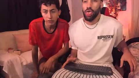 darkdesire_1 online show from March 7, 2:46 am