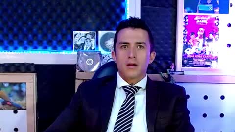 DARKO0717 online show from March 3, 3:35 pm