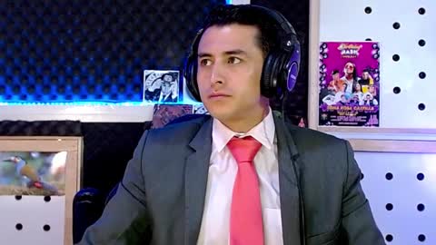 DARKO0717 online show from January 29, 1:49 pm