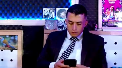 DARKO0717 online show from March 8, 12:39 pm